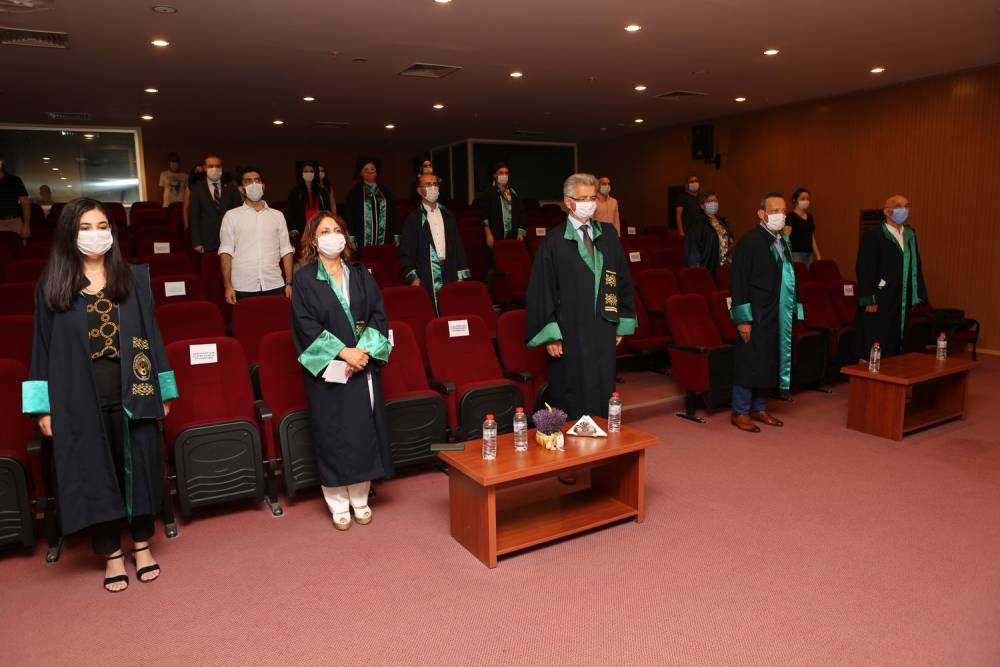 Çukurova Üniversitesi İletişim Fakültesi 2019-2020 Mezunlarını Uğurladı
