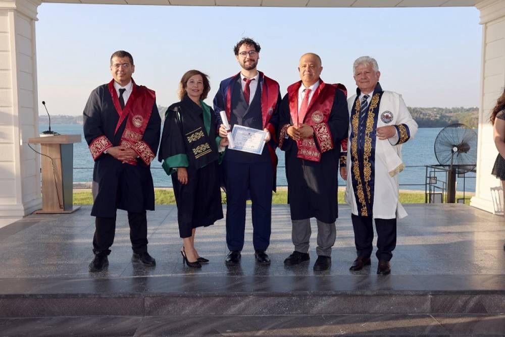 Sağlık Bilimleri Üniversitesi Adana Tıp Fakültesi Mezuniyet Töreni Gerçekleştirildi