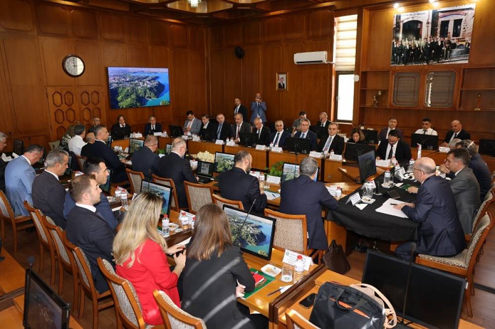 Çukurova Üniversitesi Ev Sahipliğinde Farklı Bölgelerden Üniversite Hastanelerinin Yöneticileri Bir Araya Geldi